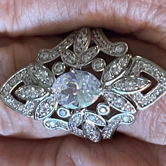 Antique Vintage Inspired Cubic Zirconia, Crystal Statement Silver Cocktail Ring - Picture 12 of 13